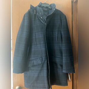 Brand new with tags Men’s Tommy Hilfiger navy blue plaid coat